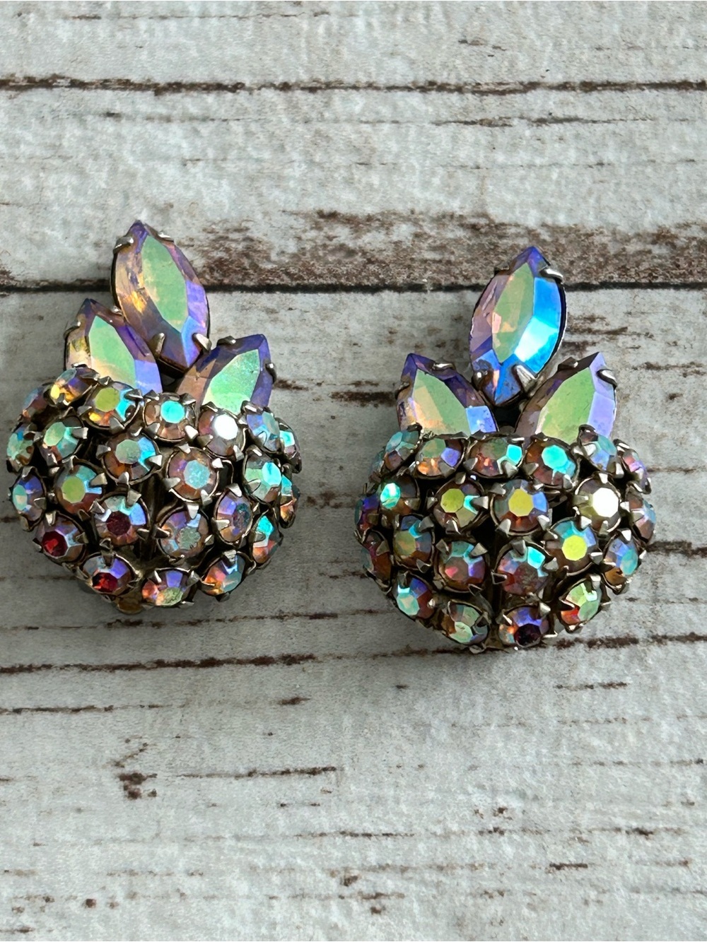 SHERMAN Aurora Crystal Cluster Stud Earrings - Iridescent